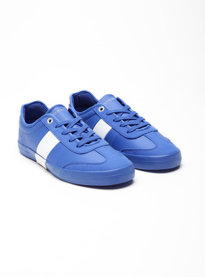 

United Colors of Benetton Casuals For Men(Blue