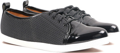 

Carlton London CLL-4015 Casual Shoes For Women(Black
