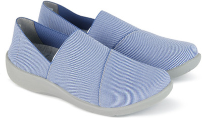 

Clarks Sillian Firn Blue Casuals For Women(Blue