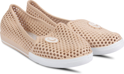 

Anand Archies Bellies For Women(Beige