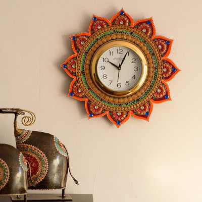 eCraftIndia Analog 35 cm X 36 cm Wall Clock(Multicolor, With Glass)
