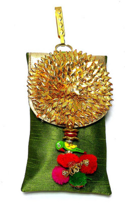 

Must Visit Party Green Clutch