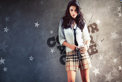 

alia-bhatt poster2 Poster Paper Print(18 inch X 12 inch, Rolled)
