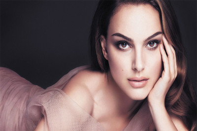 

RadhaKripa natalie portman poster1 Paper Print(18 inch X 12 inch, Rolled)