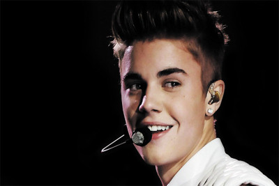 

justin-biber poster23 Paper Print(18 inch X 12 inch, Rolled)