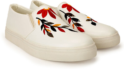 

Jealous 21 Slipon For Women(White, White/red