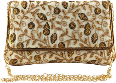 

Anmita Party Beige Clutch