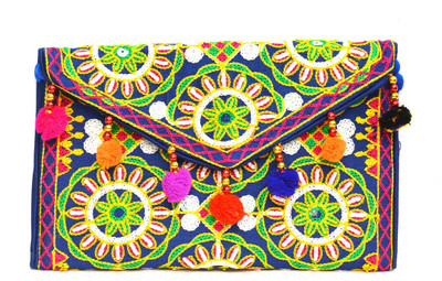 

Art Godaam Party Multicolor Clutch