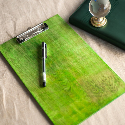 

ExclusiveLane 0 Compartments Steam Beech Wood Writing Dafti(Parrot Green)