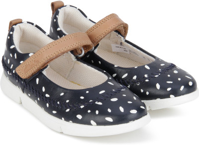 

Clarks Girls Velcro Ballerinas(Dark Blue, Navy multi lea