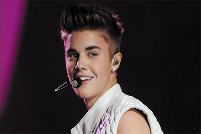 

Justin-Bieber poster12. Poster Paper Print(18 inch X 12 inch, Rolled)