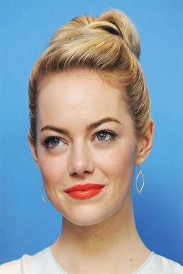 

emma stone poster15 Paper Print(18 inch X 12 inch, Rolled)