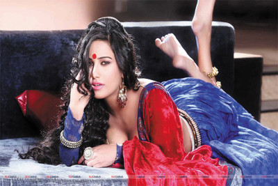 

poonam-pandey03-1920x1080. Poster Paper Print(18 inch X 12 inch, Rolled)