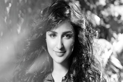 

parineeti chopra poster1 Poster Paper Print(18 inch X 12 inch, Rolled)