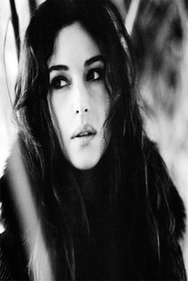 

Monica-Bellucci poster15. Poster Paper Print(18 inch X 12 inch, Rolled)