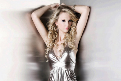 

taylor-swift poster16 Poster Paper Print(18 inch X 12 inch, Rolled)