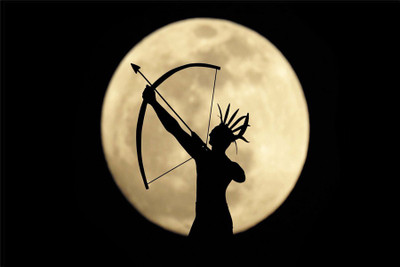 

moonback Indian. Poster Paper Print(18 inch X 12 inch, Rolled)