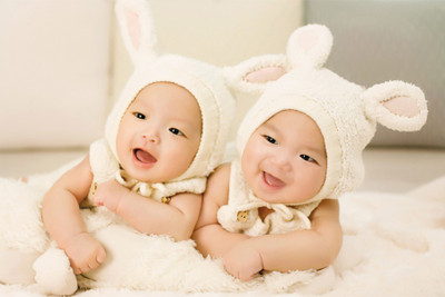 

cute_twin_babies poster149 Paper Print(18 inch X 12 inch, Rolled)