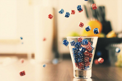 

mug-dice-game-flight-macro Poster Paper Print(18 inch X 12 inch, Rolled)