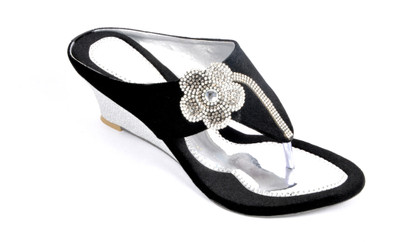 

Fashbeat Women Black Wedges