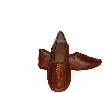 

Bharat Plaza Mojaris For Men(Brown