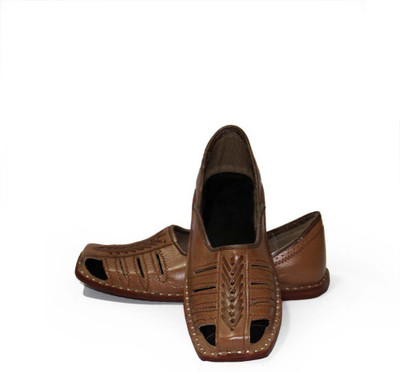 

Bharat Plaza Mojaris For Men(Brown