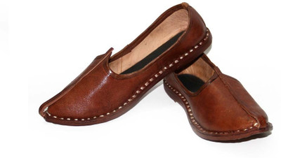 

Bharat Plaza Mojaris For Men(Brown