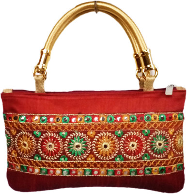 

auk Women Casual Maroon Silk Messenger Bag