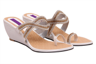 

STYLEBEACH Women White Wedges