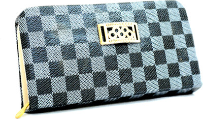 

BFU Casual Black Clutch