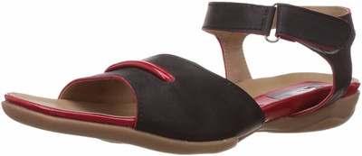 

Nell Women Black Wedges