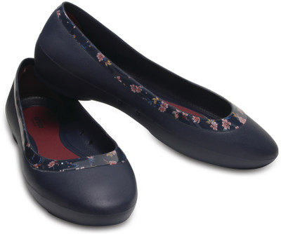 

Crocs Women Navy Casual