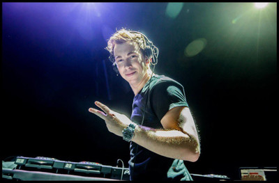 

KumkumArts DJ Hardwell Wall Sticker Poster 12 x 18 Inch HD Quality Material Gloss Paper. Paper Print(18 inch X 12 inch, Rolled)