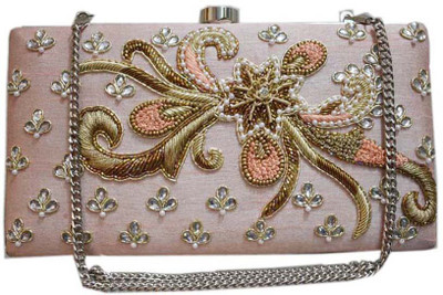 

falah Party Pink Clutch