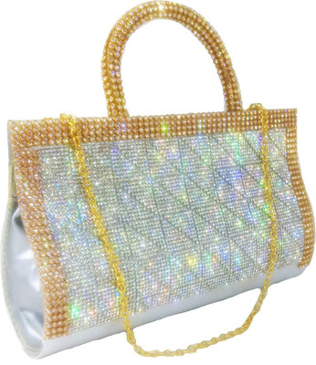 

Chalissa Party Silver Clutch