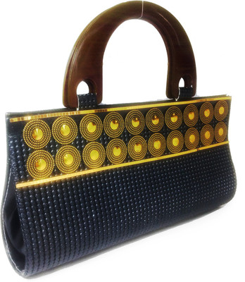 

Chalissa Party Black Clutch
