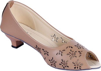 

Goyal Women Tan Heels