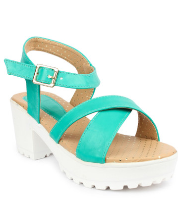 

Dicy Women Green Wedges