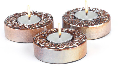 

Gifts & Souvenir METALLIC ROUND 81MM CANDLE HOLDER SET OF 3 Ceramic (Pack of 3) Table Diya Set(Height: 0.98 inch)