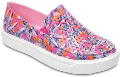 Crocs Girls Slip on Loafers(Multicolor, Pink