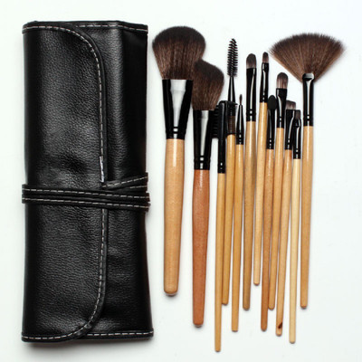 

Aeoss Professional Cosmetic 12pcs Face Makeup Brush Set With Black Leather Bag Make Up Brushes Toiletry Kit Wool(Pack of 12)