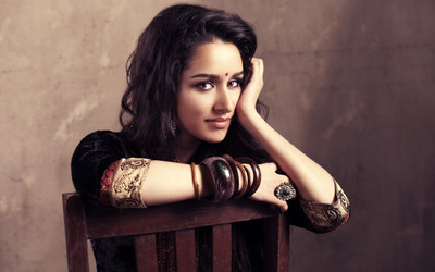 

Shraddha Kapoor BOLLYWOOD ACCTRESS ON FINE ART PAPER ON 24X36 LARGE POSTER Photographic Paper(36 inch X 24 inch, Rolled)