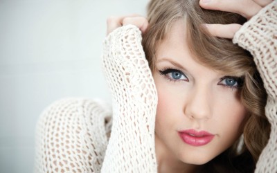 

Taylor Swift 2012 ON FINE ART PAPER HD QUALITY WALLPAPER POSTER Fine Art Print(19 inch X 13 inch, Rolled)