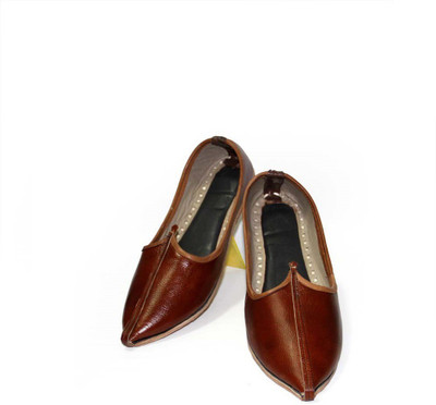 

Bharat Plaza Mojaris For Men(Brown
