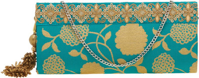 

Tarusa Casual Green Clutch