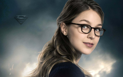 

Kara Danvers Supergirl ON HI QUALITY LARGE PRINT 36X24 INCHES Photographic Paper(36 inch X 24 inch, Rolled)