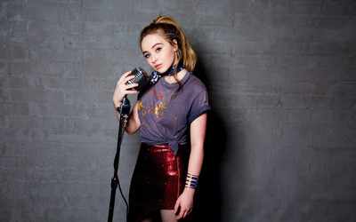 

Sabrina Carpenter 4K ON FINE ART PAPER ON 24X36 LARGE POSTER Photographic Paper(36 inch X 24 inch, Rolled)