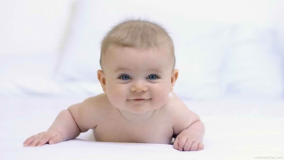 

Cute Baby Crawling ON HI QUALITY LARGE PRINT 36X24 INCHES Photographic Paper(36 inch X 24 inch, Rolled)