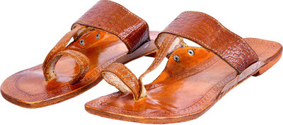 

Halowishes Halowishes Women Handmade Leather Jaipuri Flat Brown Kolhapuri Chappal Casuals For Women(Brown