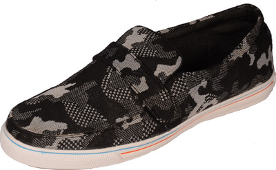 

VELETAN Casuals For Men(Black